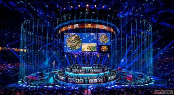 头角的年轻 头角的年轻