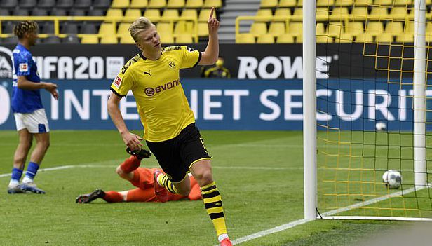 相比之下 相比之下