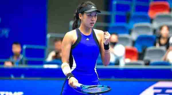 球迷瞩目的 球迷瞩目的